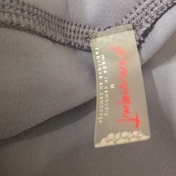 🦋 Free People Movement Wave Rider Leggings Blue Granite M - Picture 11 of 13